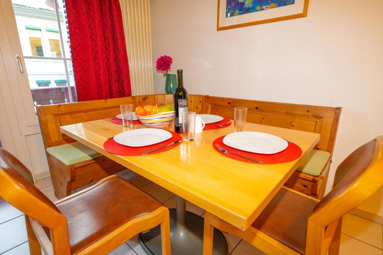 Waldeg 4 Historic House - Holiday Apartment 인터라켄 외부 사진